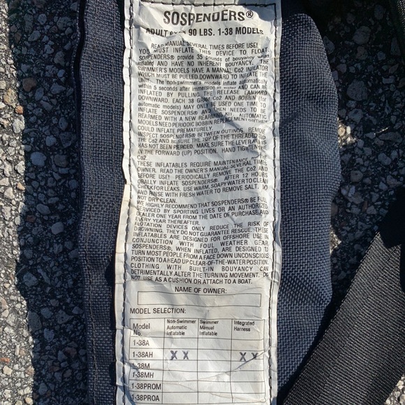 SOSPENDERS LIFE VESTS - Picture 4 of 4